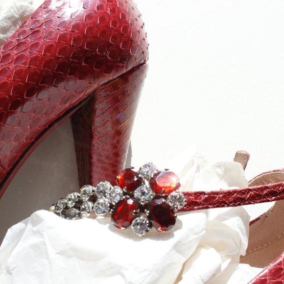 Nina Ricci Burgundy Snake Leather Swarovski Heel - Picture 4 of 8